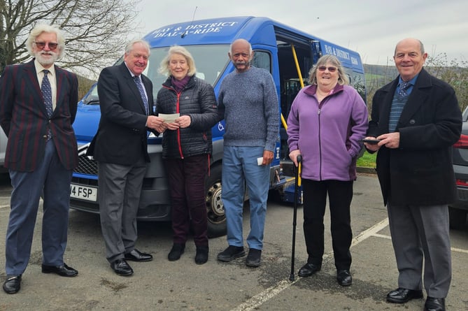 Freemasons support Hay & District Dial-a-Ride with £1300 donation