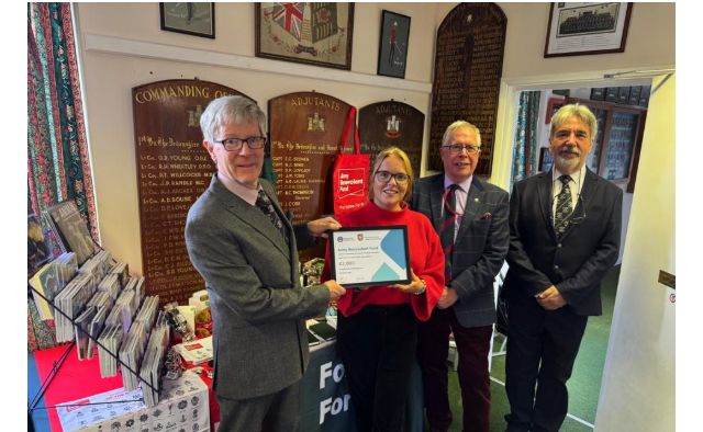 Devonshire Freemasons donate to Army Benevolent Fund